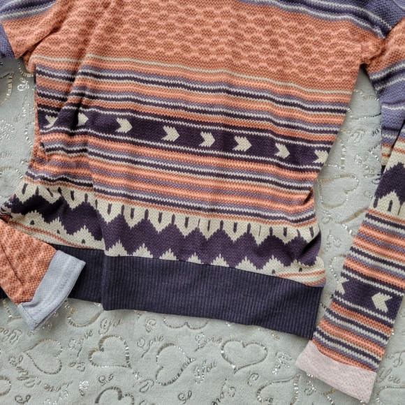 Freshwear Scoop Sweatshirt Dolman Sleeves Navy Coral Aztec Striped Print S - Picture 3 of 5